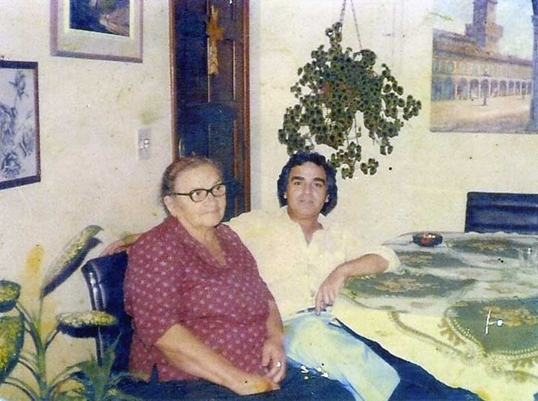 2 Rosalbina Filipone e seu filho Antonio Stávale