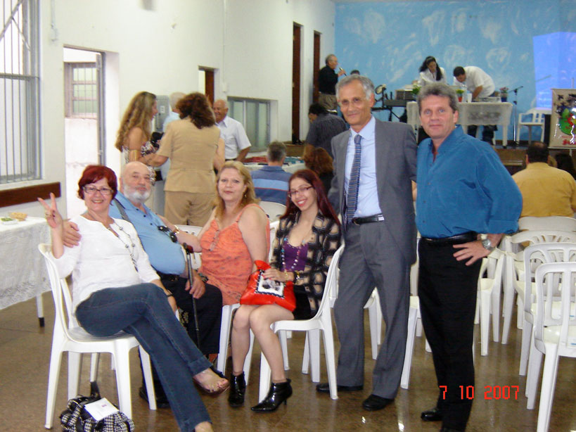 Marcia L. Stávale, Roberto Stávale, Sonia Stávale, Anna Lygia (filha de Marcia), Antonio Pupo e Reinaldo Stávale