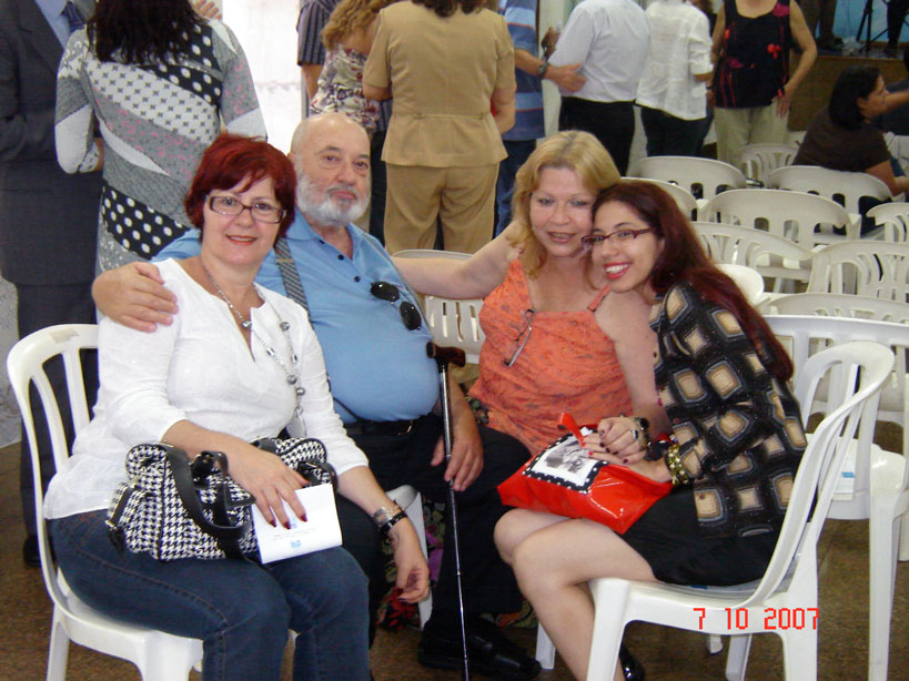 Marcia L. Stávale, Roberto Stávale, Sonia Stávale e Anna Lygia (filha de Marcia) 2007