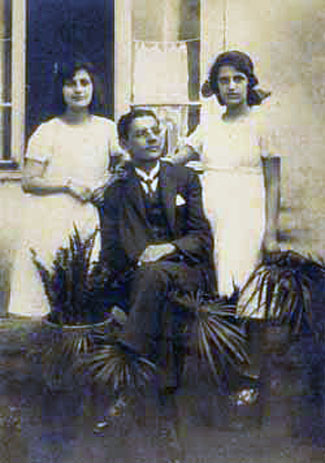 Lucília, Jacomo e Maria de Lourdes (foto de 1921)