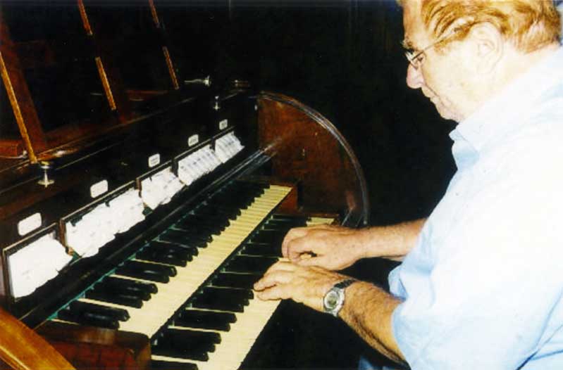 Maestro Salvatore Stávale (2)